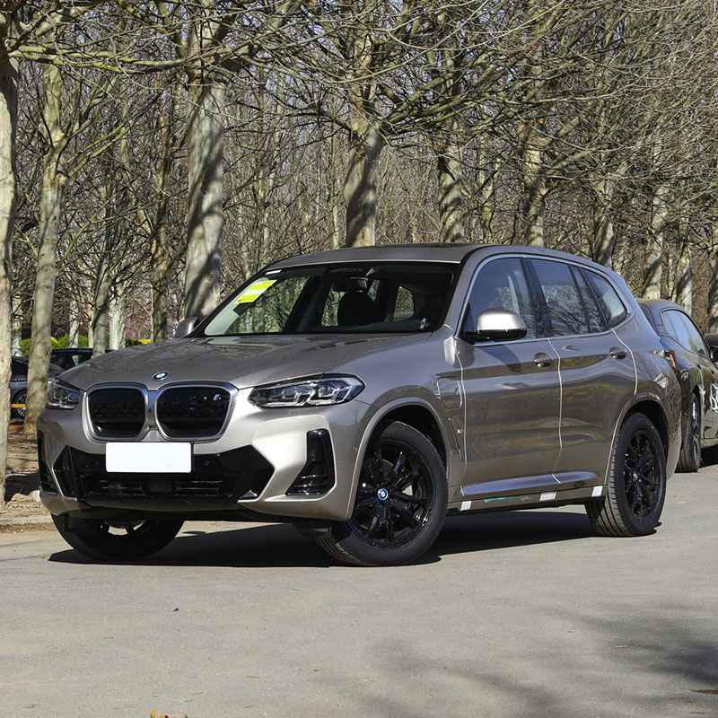 រថយន្ត BMW iX3